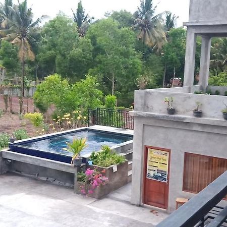 Honeybee Homestay Kuta  Exterior photo