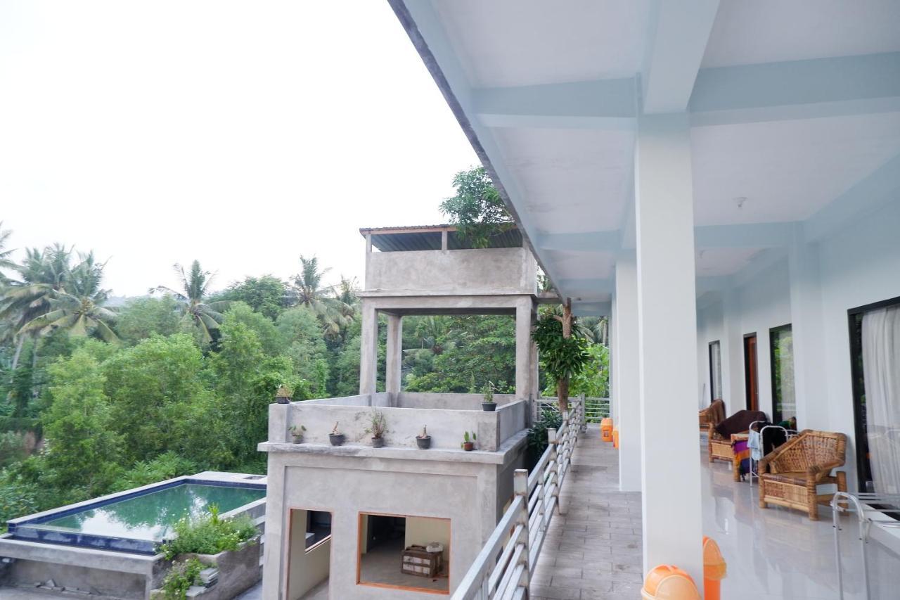 Honeybee Homestay Kuta  Exterior photo